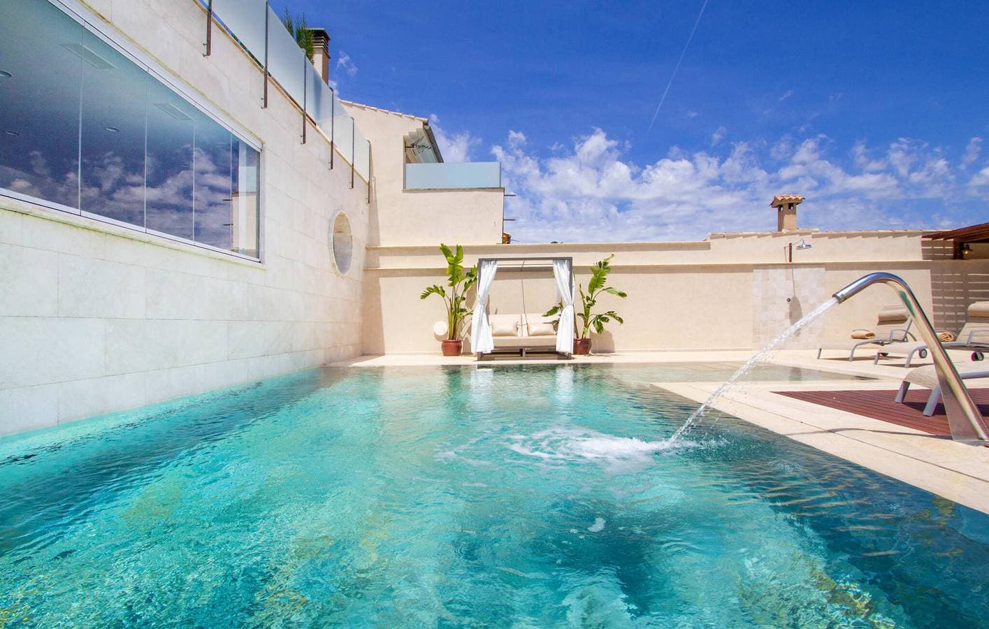 Foto 4 von 61: Gemütliches Apartment mit Pool, AC & BBQ in der Nähe des Stadtzentrums