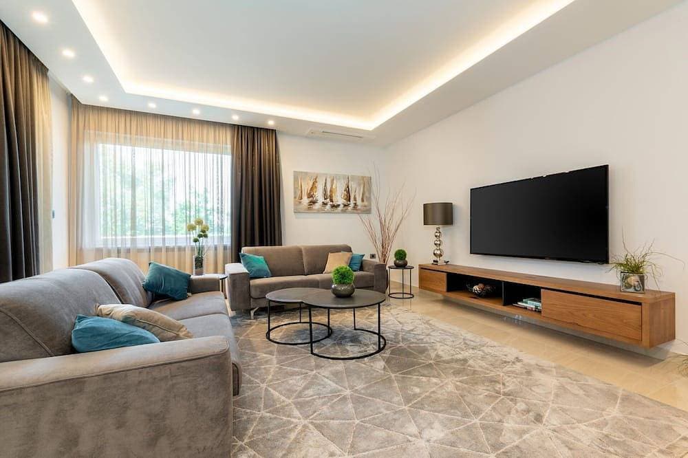 Foto 7 von 30: Luxusvilla Perfecta mit Pool