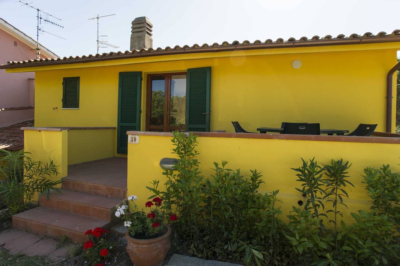 Foto 3 von 25: Ferienwohnung für 4 Personen mit Garten