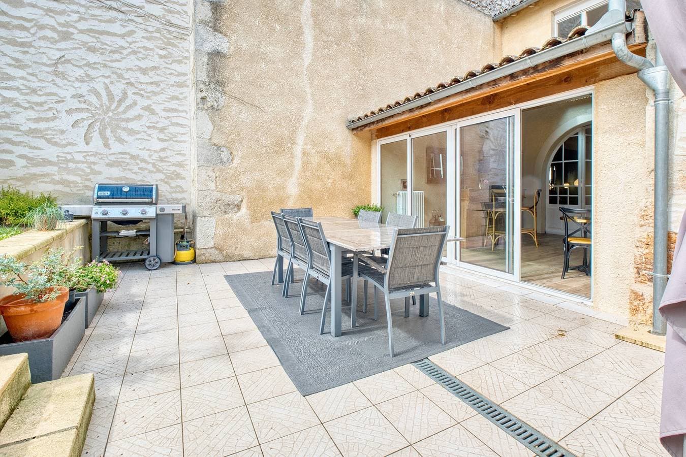 Foto 5 von 29: Gästehaus 'Chambre' mit privater Terrasse, gemeinsamem Garten und Wi-Fi