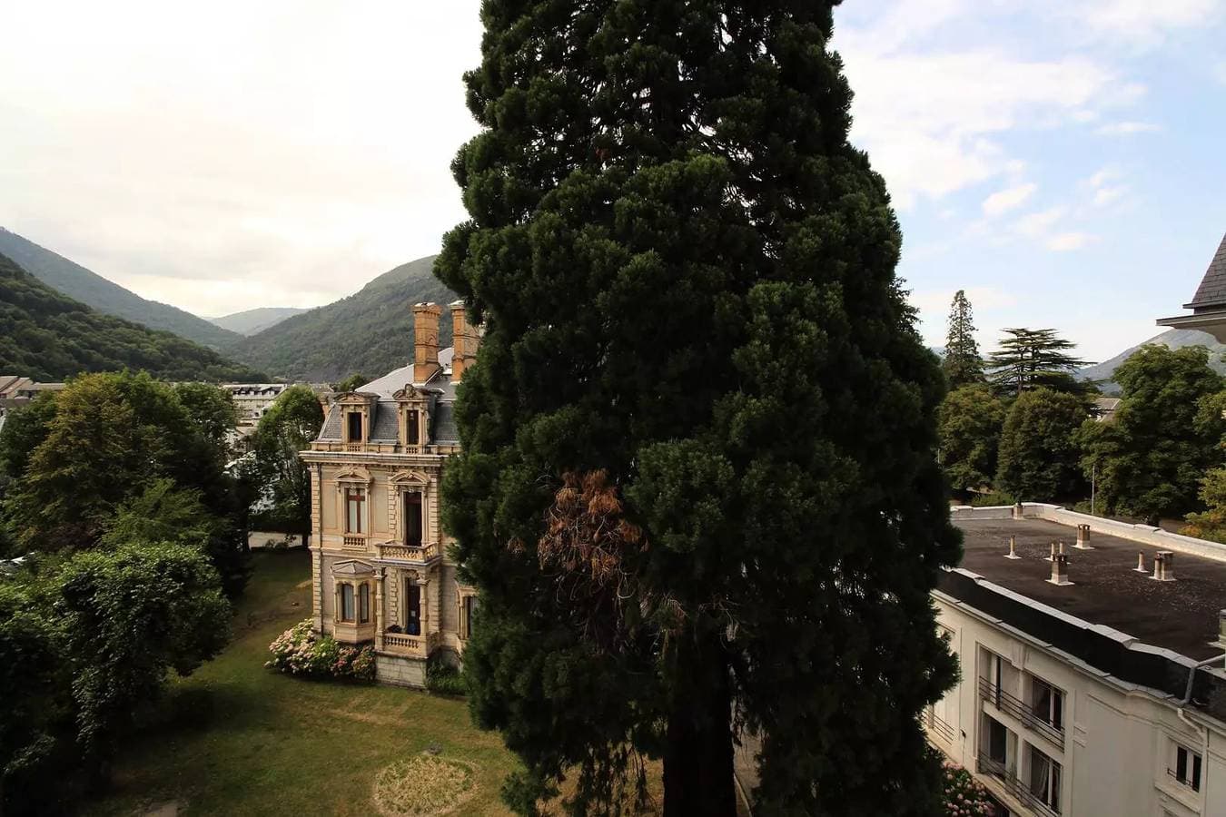 Foto 5 von 14: Luchon - Big Appitment Für 4 Pers. Casino Sektor