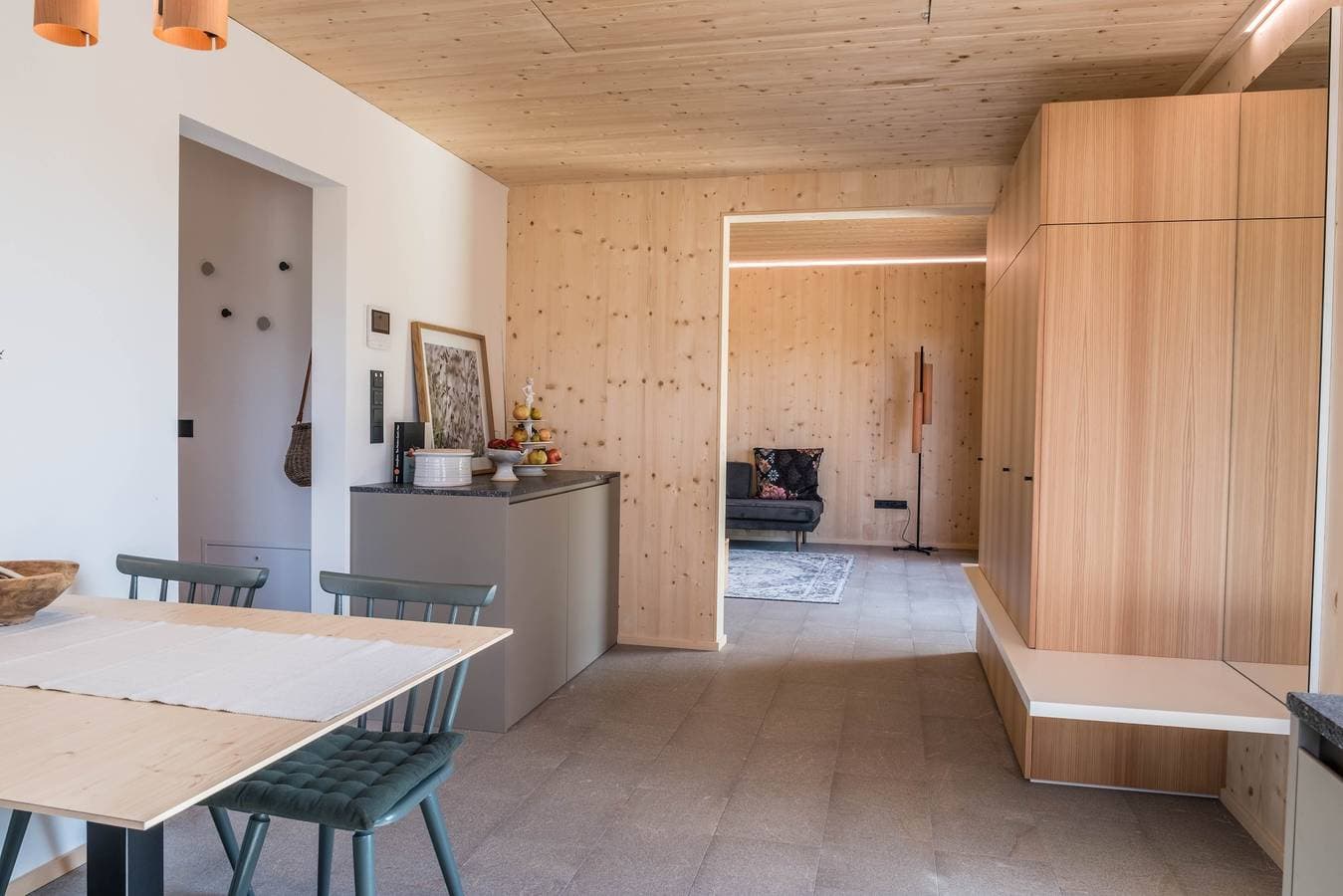 Foto 10 von 34: Ferienhaus 'Landhaus Silene' in Südtirol-Trentino mit Blick auf die Berge