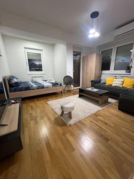 Foto 8 von 12: Cozy Apartment in Skopje