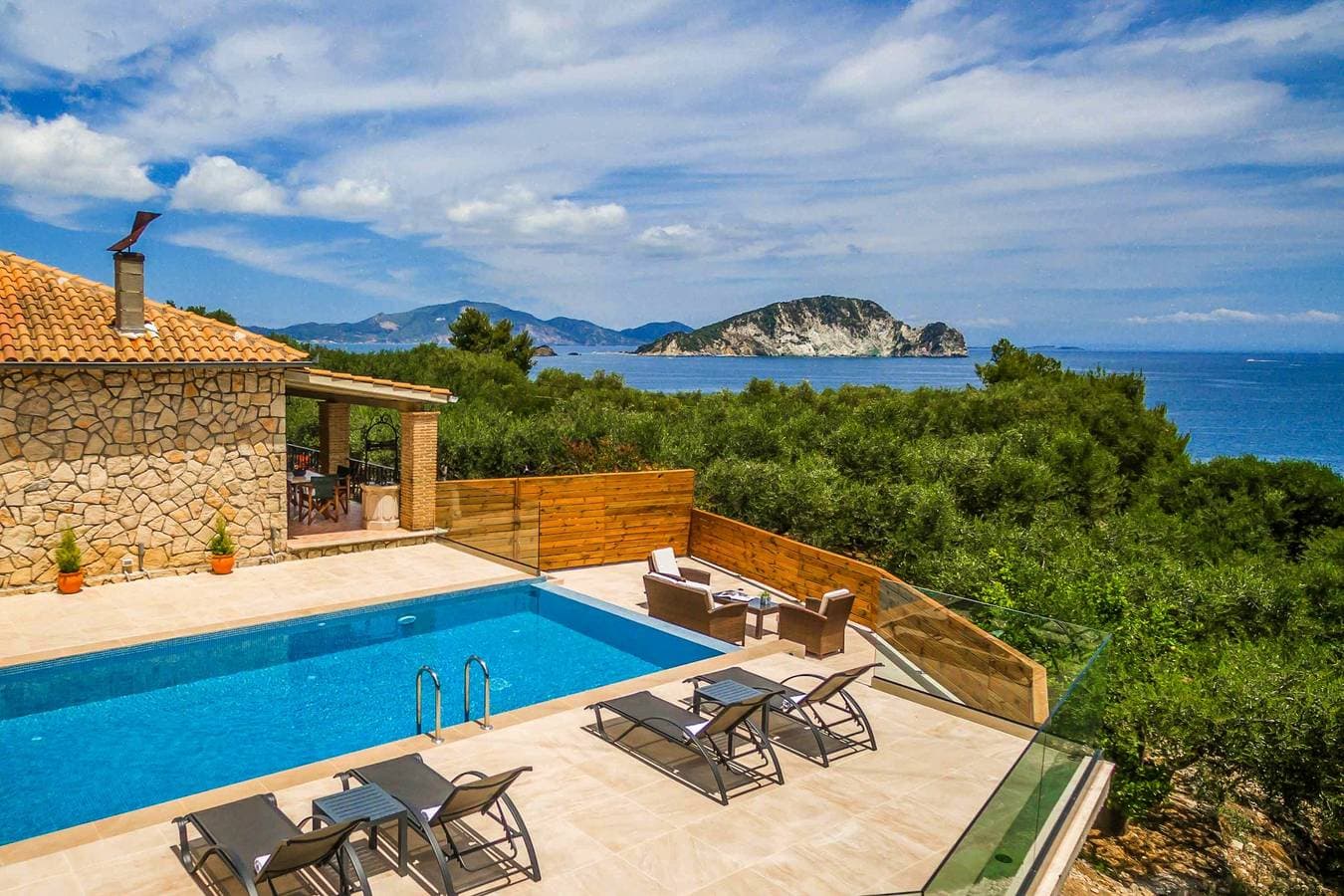 Foto 11 von 25: Villa für 4 Personen mit Pool
