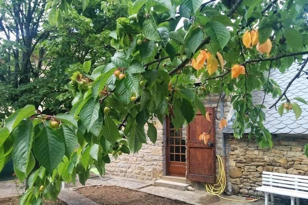 Foto 6 von 19: Freistehendes Haus mit Garten in der Ortschaft Quézac