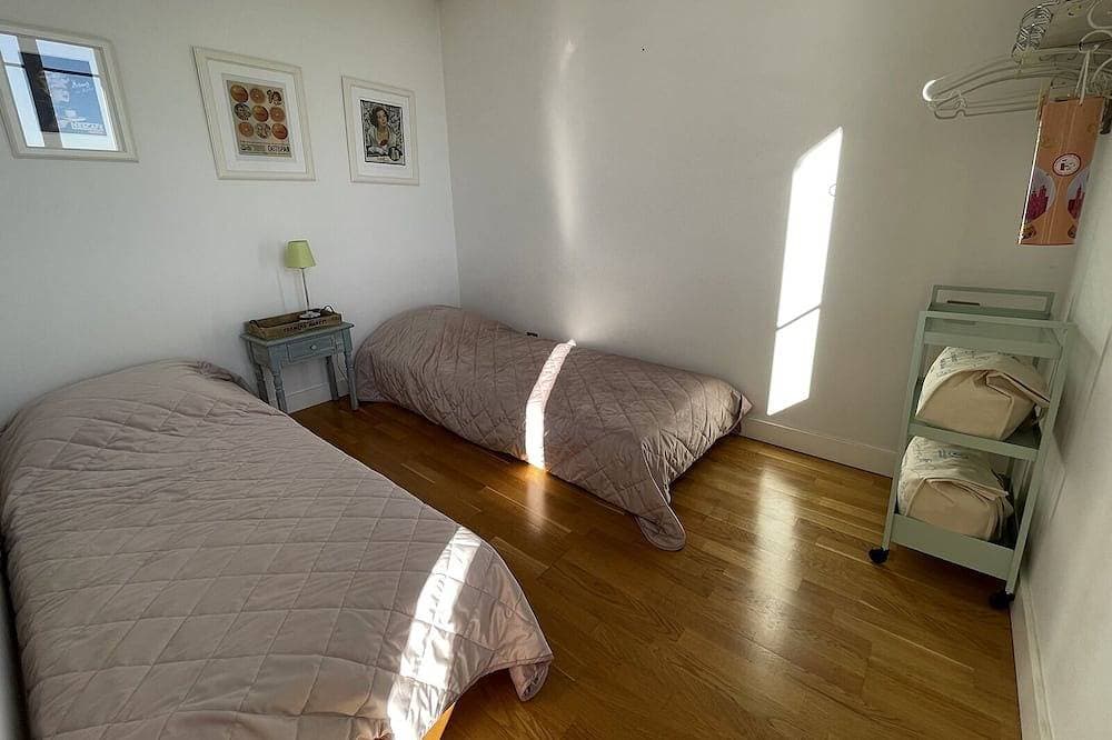 Foto 5 von 27: 25. Bright apartment with two bedrooms & balcony with a lovely sea view