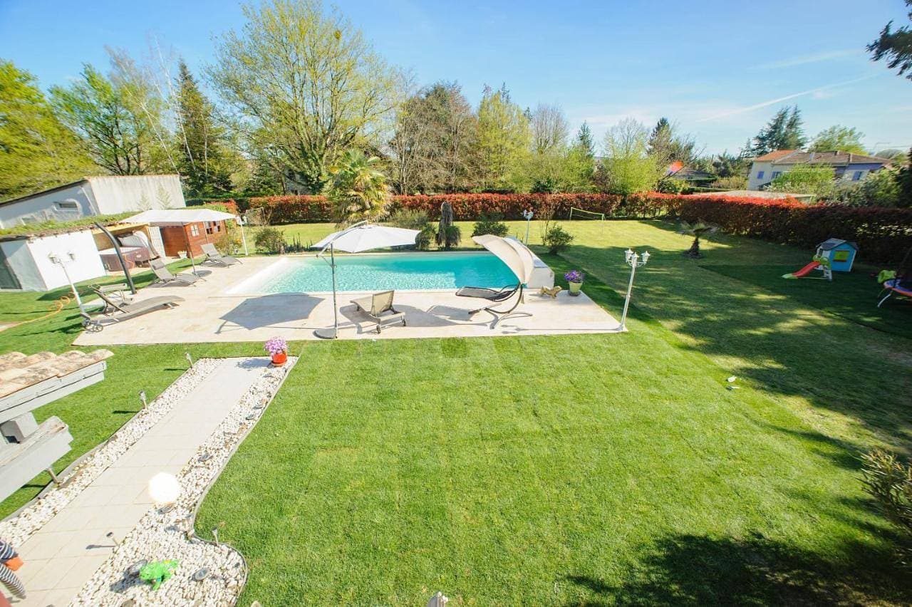 Villa de vacances moderne à côté de Bergerac 1
