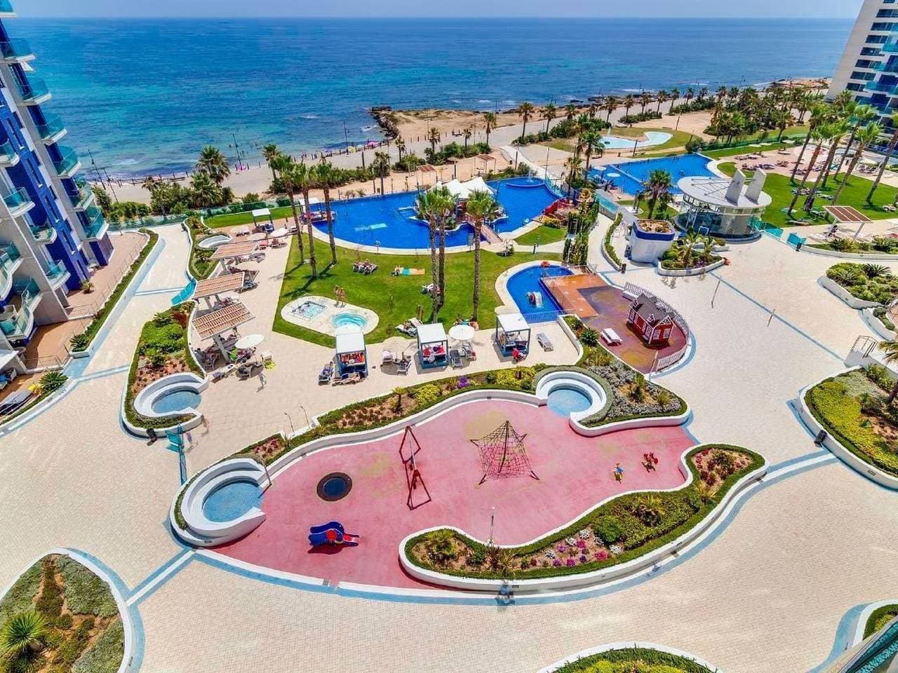 Foto 5 von 30: Sea Senses' Suite mit Gemeinschaftspool