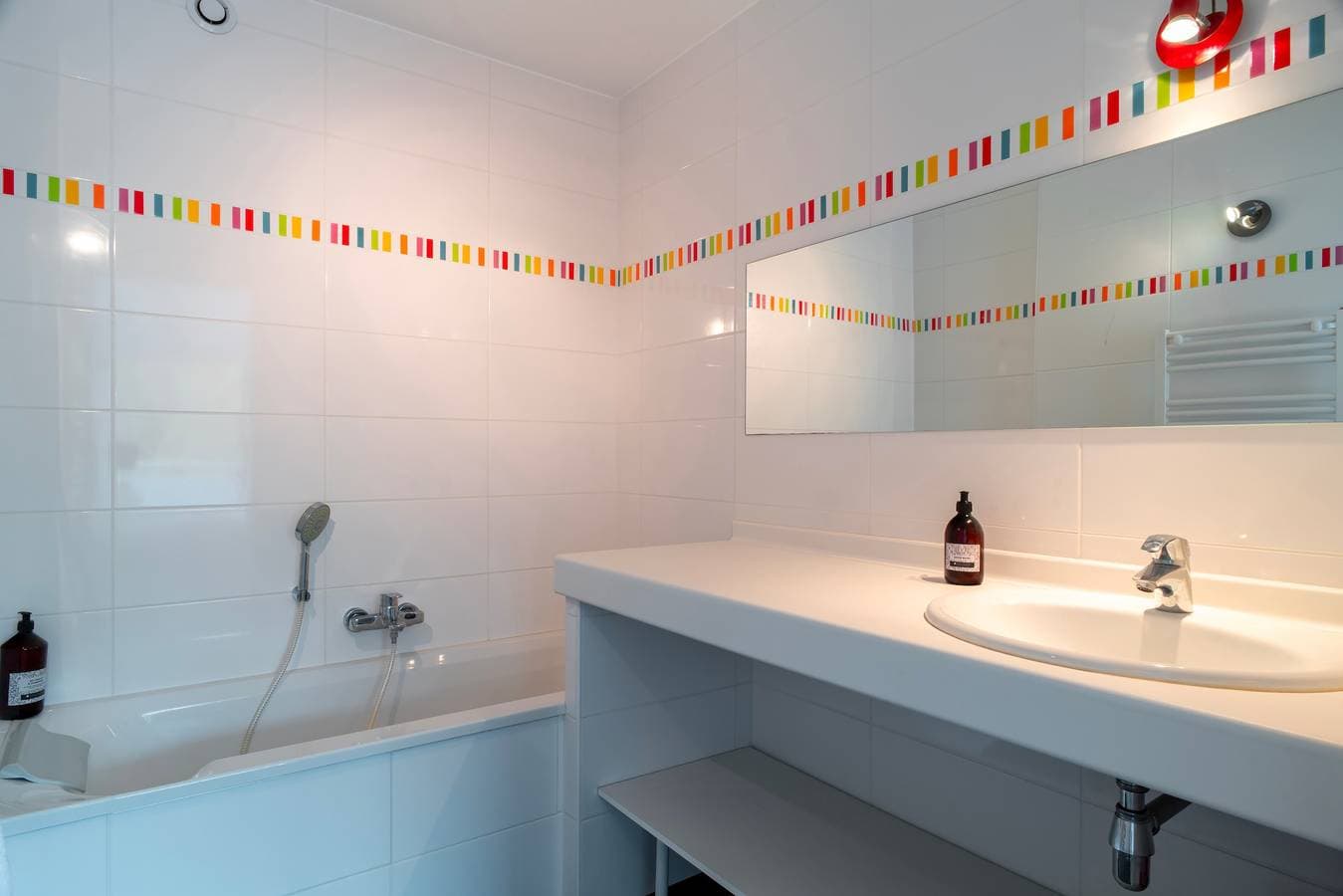 Foto 7 von 20: Ferienwohnung für 8 Personen mit Balkon