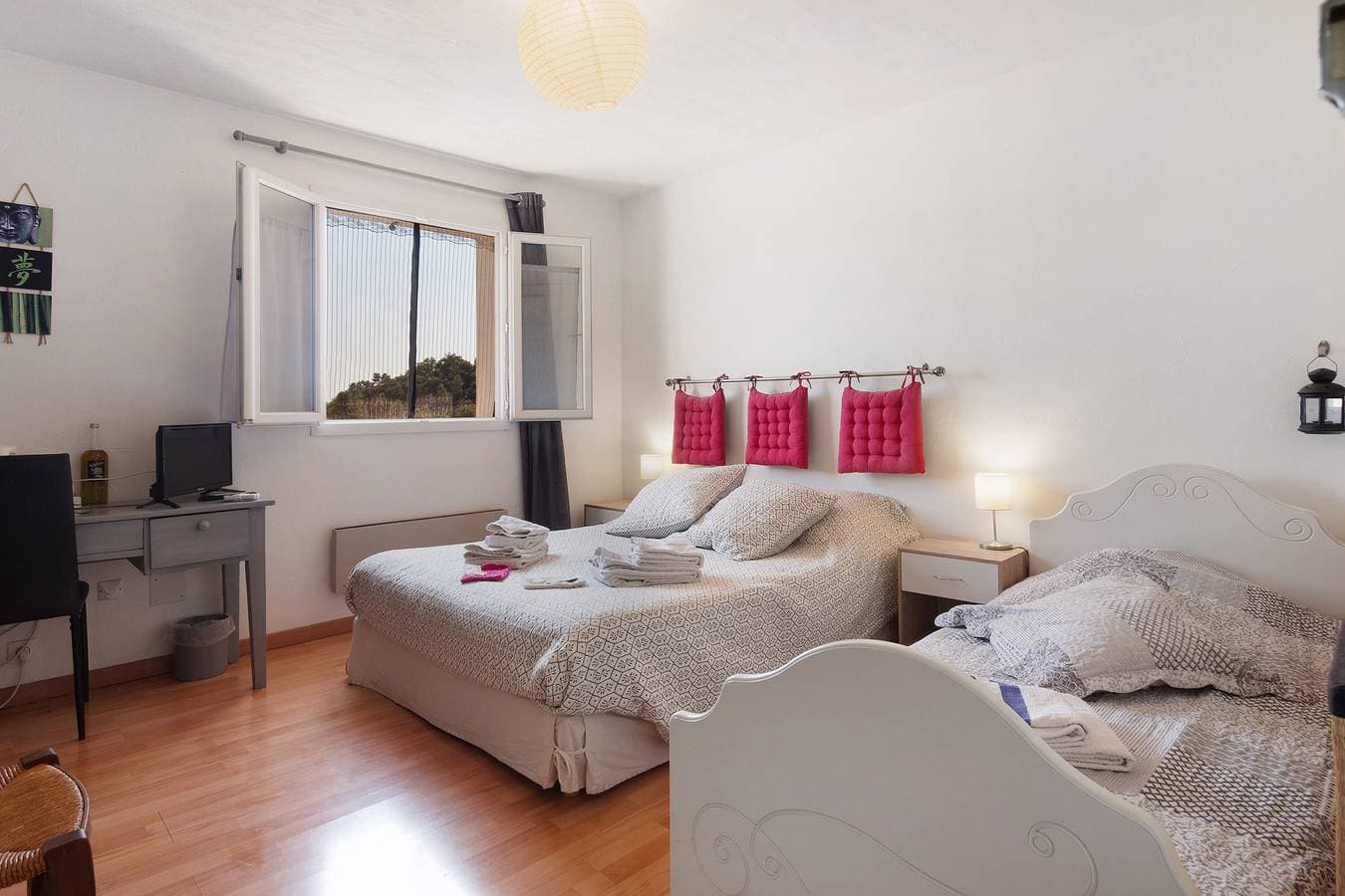 Foto 4 von 32: Bed and Breakfast „Perroquet“ mit Bergblick, WLAN und Klimaanlage