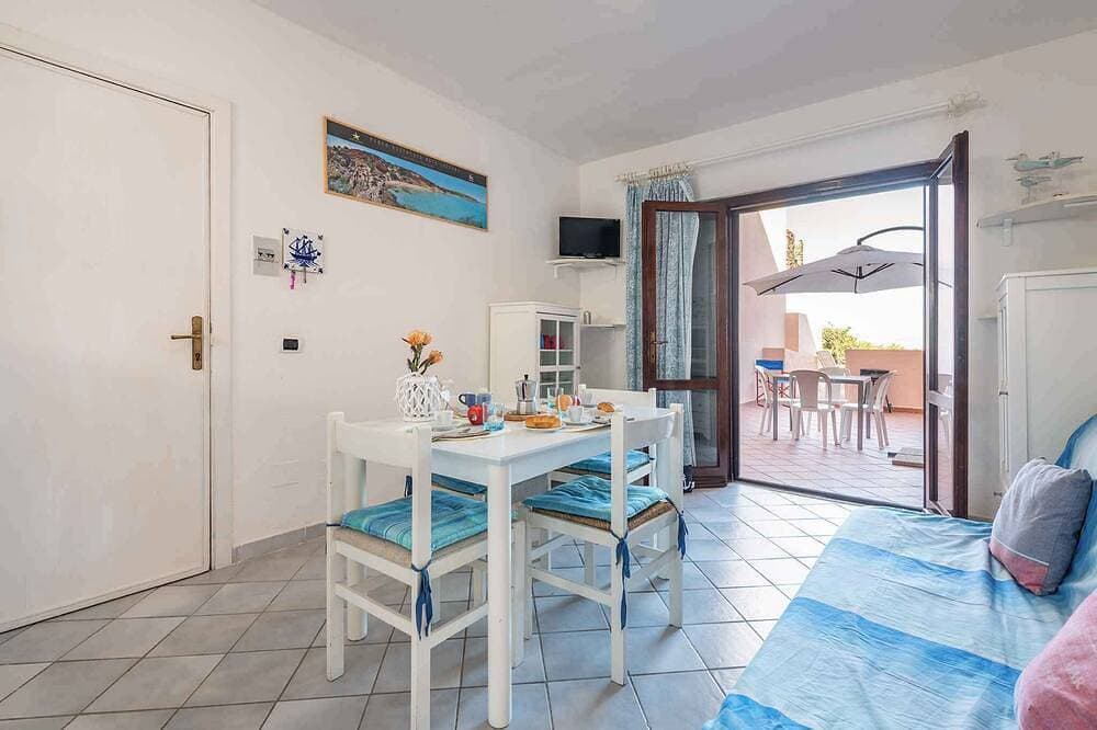 Ferienwohnung mit Balkon und Meerblick 1