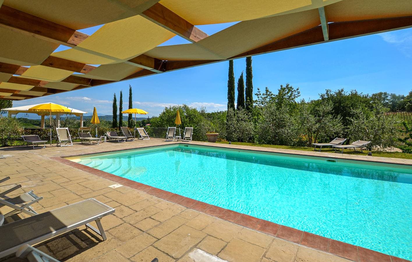 Foto 13 von 24: Gemütliche Ferienwohnung mit Pool, Garten und WLAN im Chianti, 1,5 km vom Torrente Ambra entfernt