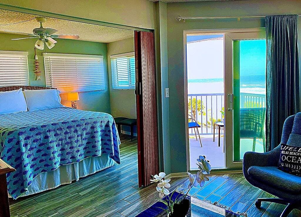 Foto 4 von 39: Oceanfront Wohnung mit Terrasse, Pool / tierfreundlich