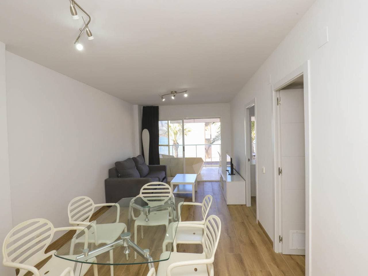 Foto 6 von 20: Modernes Apartment mit Meerblick, direktem Strandzugang und großer Terrasse in Salou