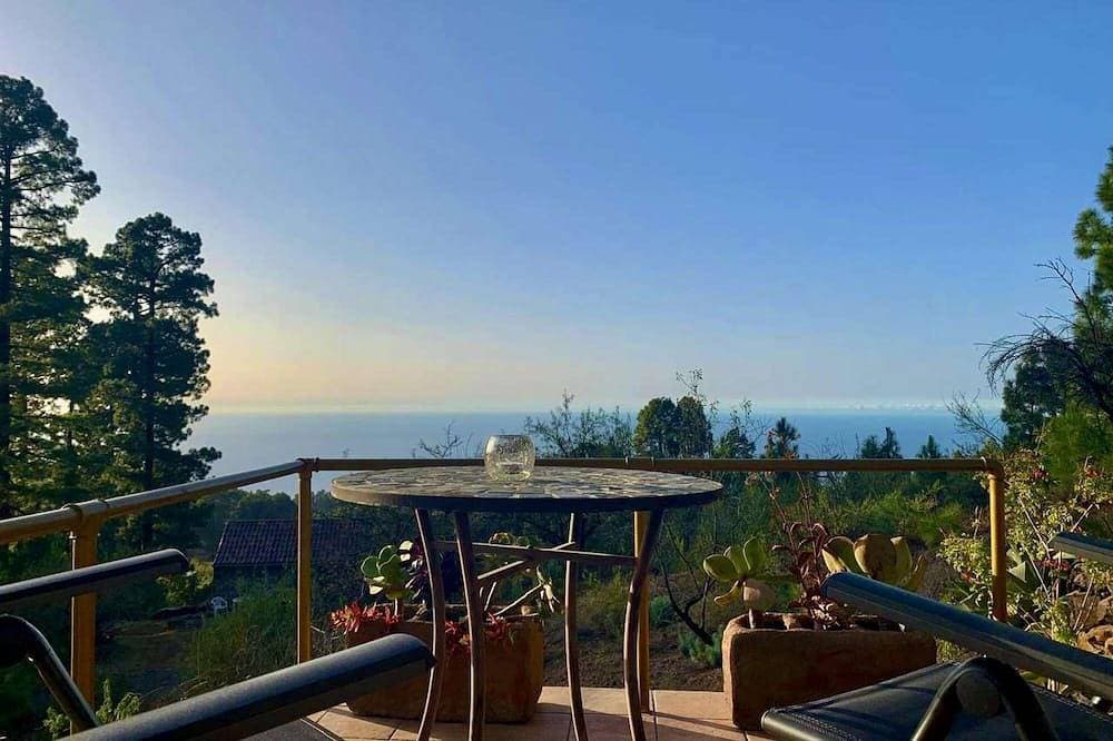 Tiny House Vogelnest- Privates Weingut mit Pool über den Wolken, Meerblick, WLAN 1