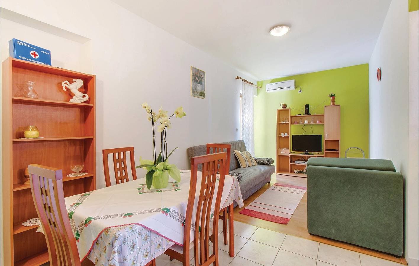 Foto 8 von 17: Urlaub am Meer: Gemütliche Ferienwohnung mit Terrasse und moderner Ausstattung