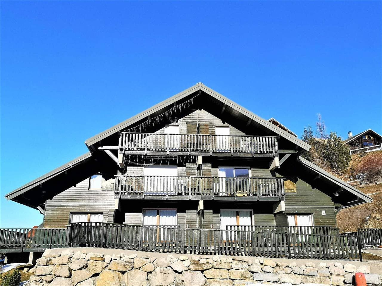 Foto 10 von 13: Residenz Les Chalets d'Aurouze, La Joue du Loup, Dévoluy - Gemütliches Duplex für 4 Personen