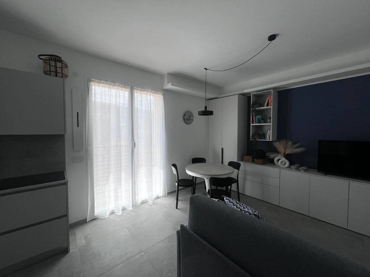 Foto 5 von 41: One-Bedroom Apartment