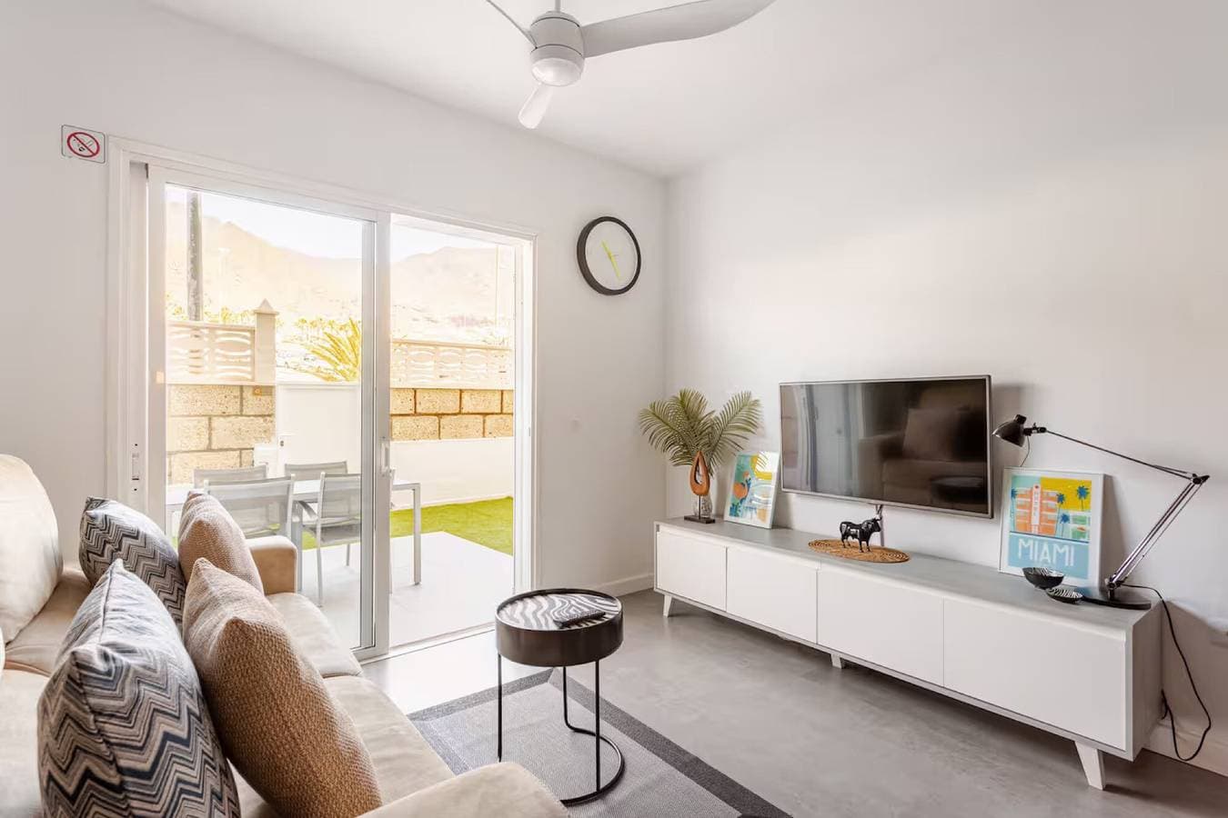 Foto 3 von 27: Ferienwohnung Sunset Gabriela in Strandnähe mit Gemeinschaftspool und offener Terrasse