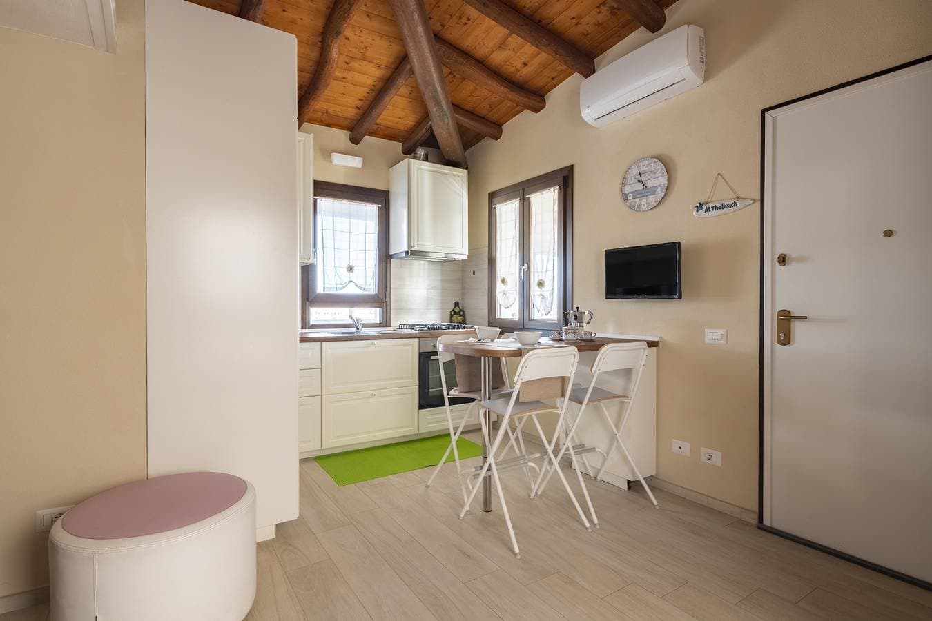 Foto 6 von 20: Ferienhaus "Marina Holiday" mit Meerblick, 2 privaten Terrassen und WLAN