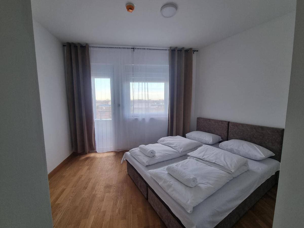 Foto 4 von 10: Standard Studio