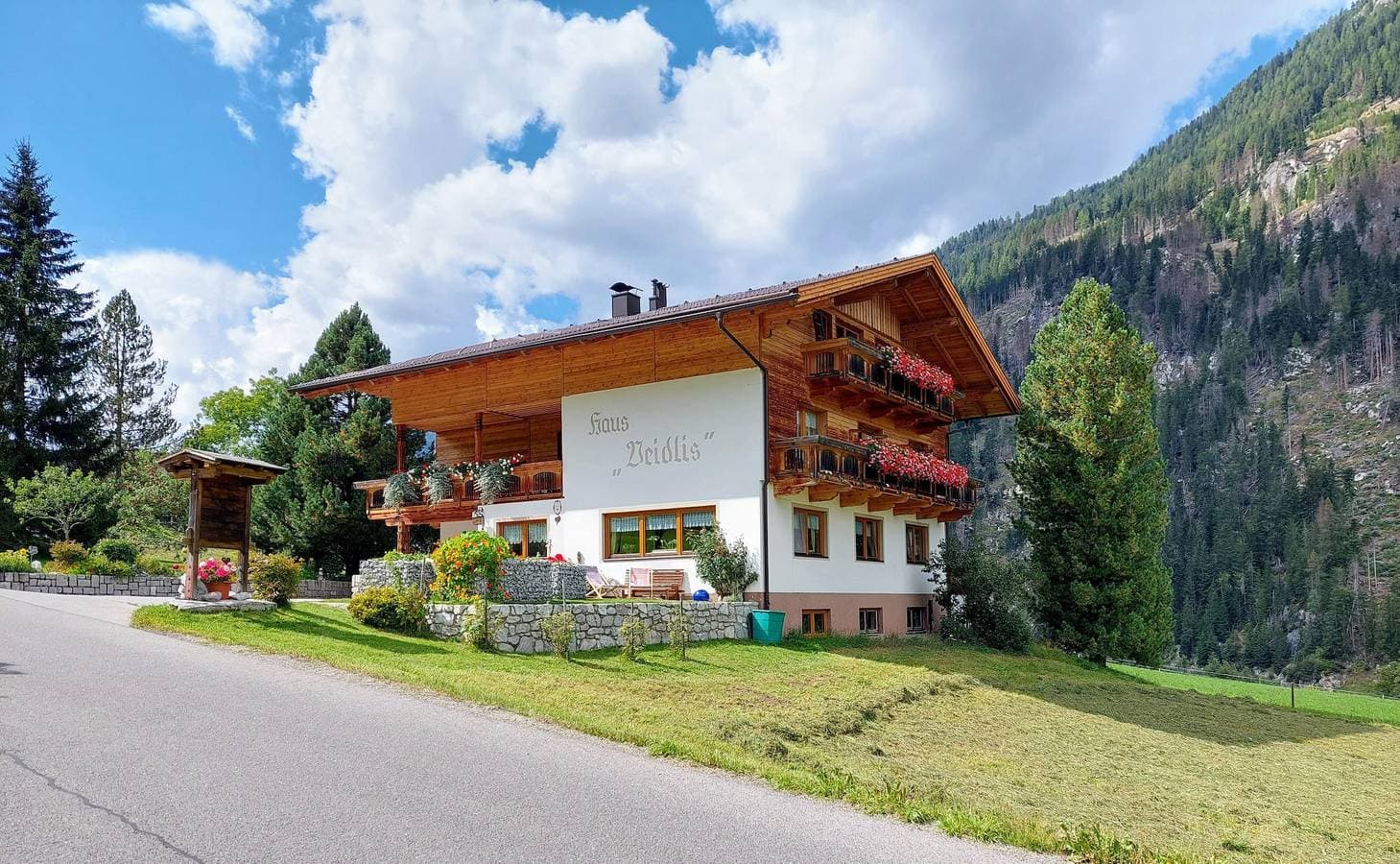 Haus Veidlis 1