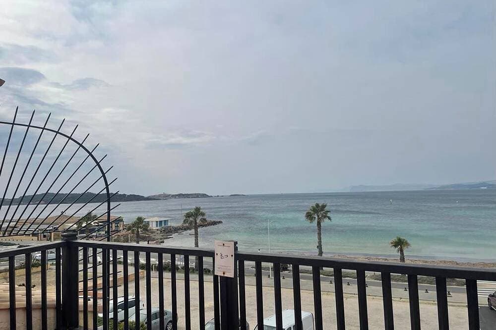 🔆 At Brusc: Facing the beach Parking, Sheets, Wifi all included! 🔆 1