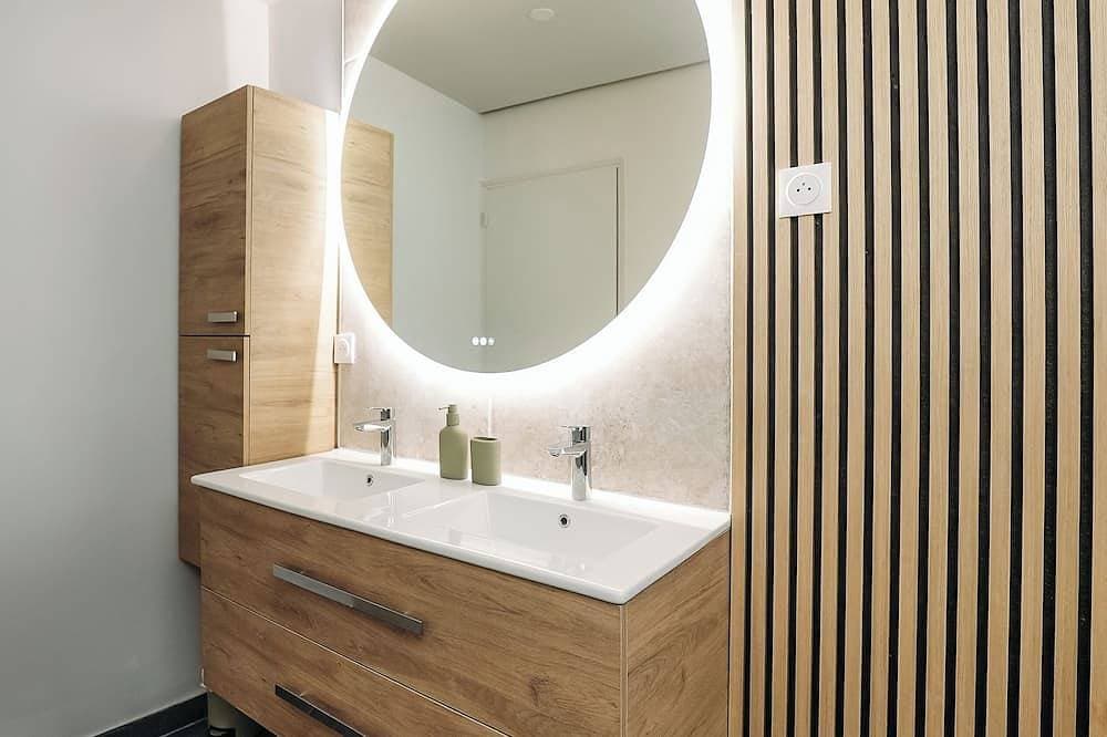 Foto 8 von 17: Charming urban retreat with city views