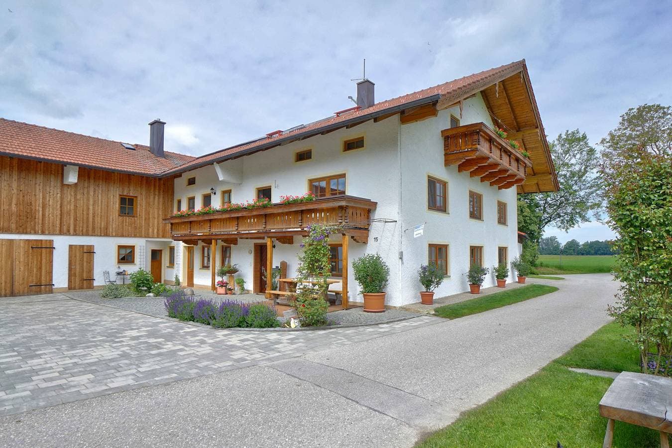 Foto 11 von 23: Utznhof - Ferienwohnung Nr. 2 mit Balkon, 60 qm