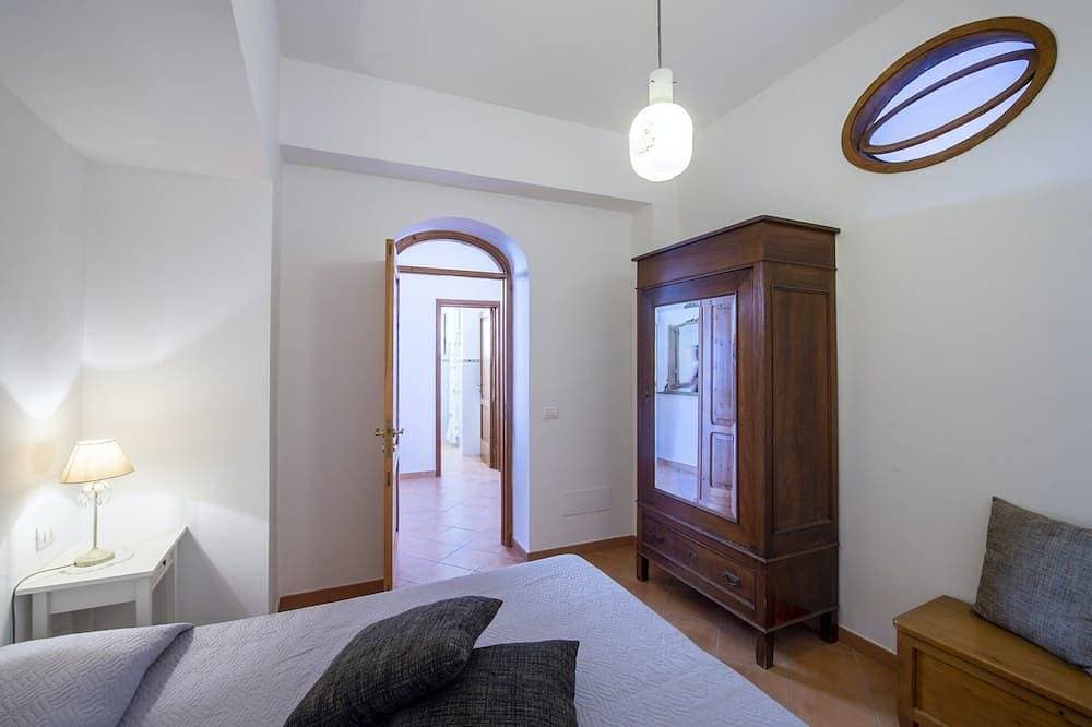 Foto 3 von 8: Bright and spacious apartment where you can enjoy peace and beautiful sea views