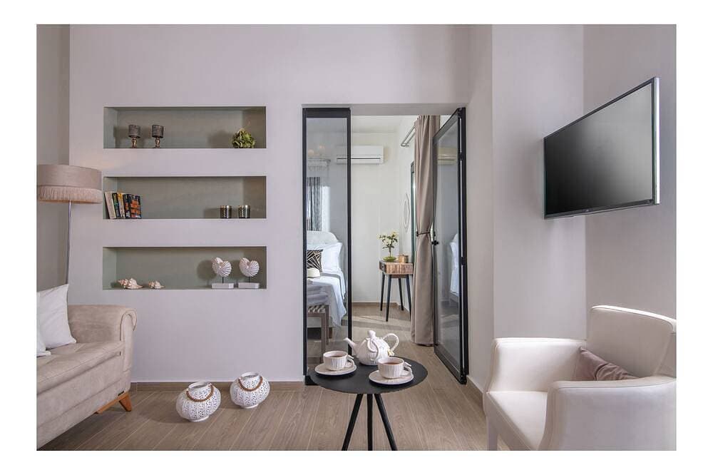 Foto 2 von 8: New Aether Apartment near the sea