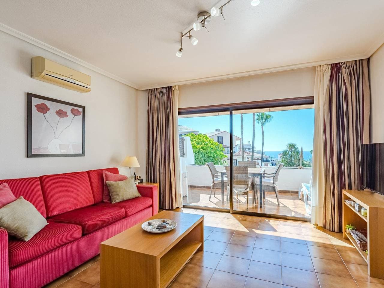 Foto 7 von 21: Ferienwohnung für 4 Personen mit Kinderpool