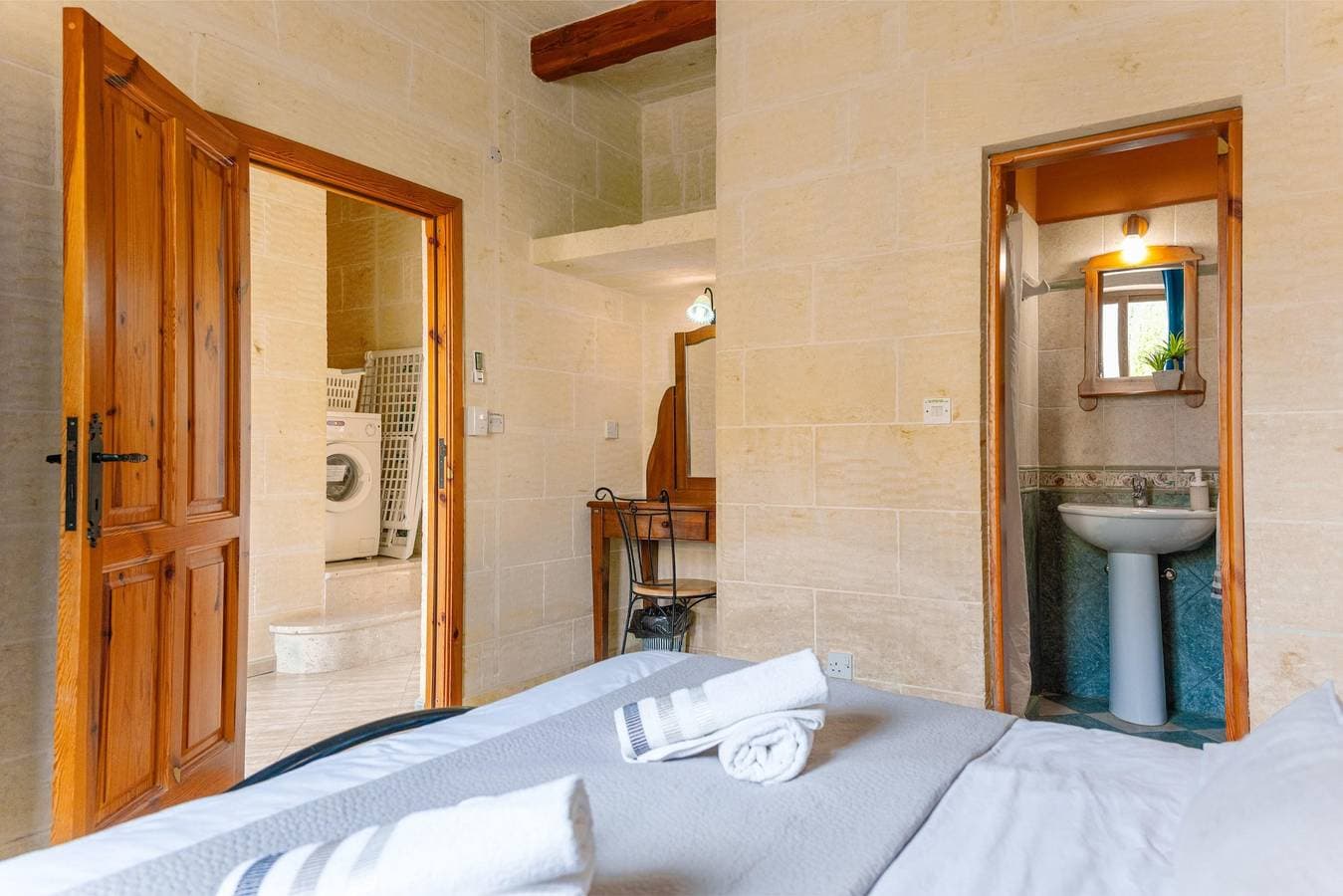 Foto 6 von 21: Villa für 6 Personen mit Balkon