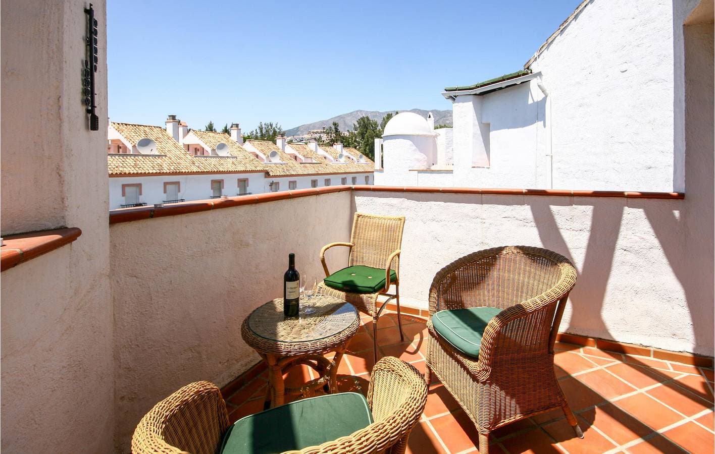 Foto 3 von 36: Klimatisierte Wohnung mit Pool und Terrasse