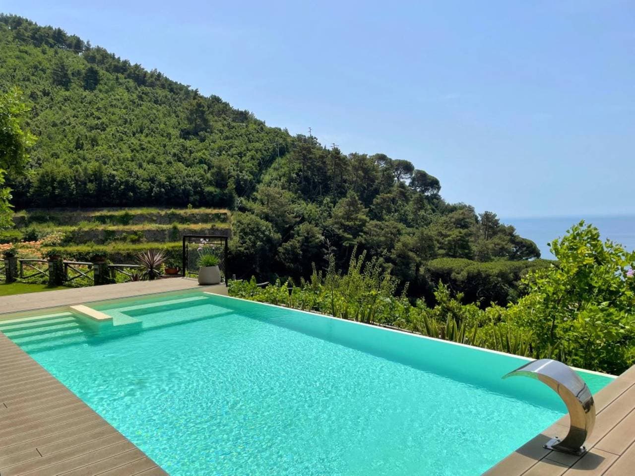 Foto 7 von 47: Villa für 8 Personen mit Terrasse