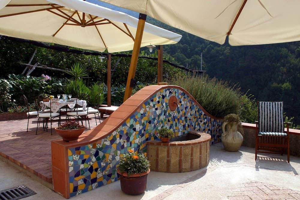 Foto 11 von 19: La Vigna - komfortables Loft mit Außen-Whirlpool umgeben von Zitronengärten