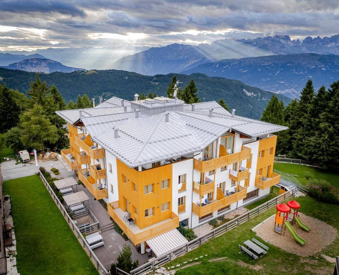 Hotel Alpine Mugon 1