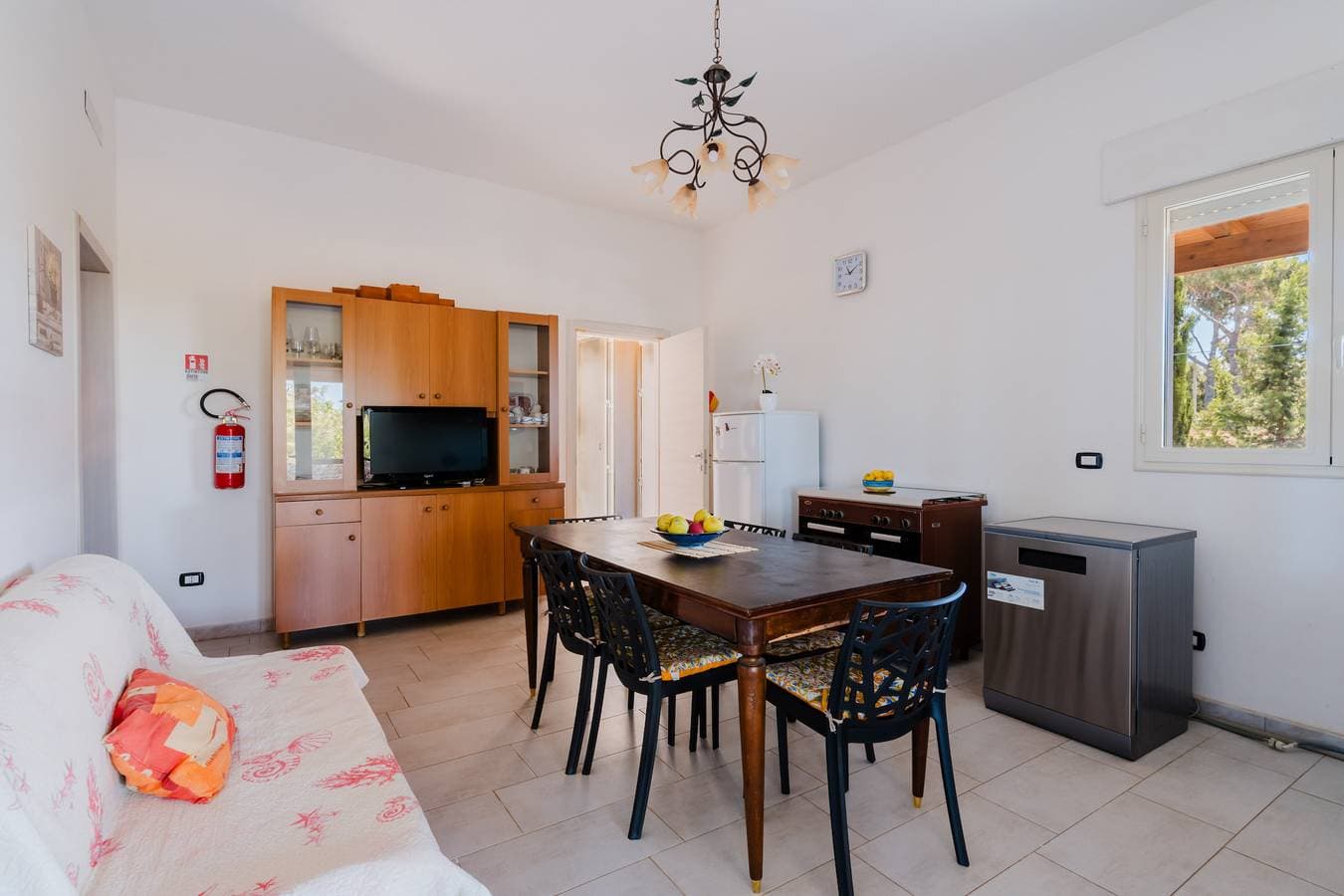 Foto 9 von 25: Gästehaus für 10 Personen mit Terrasse