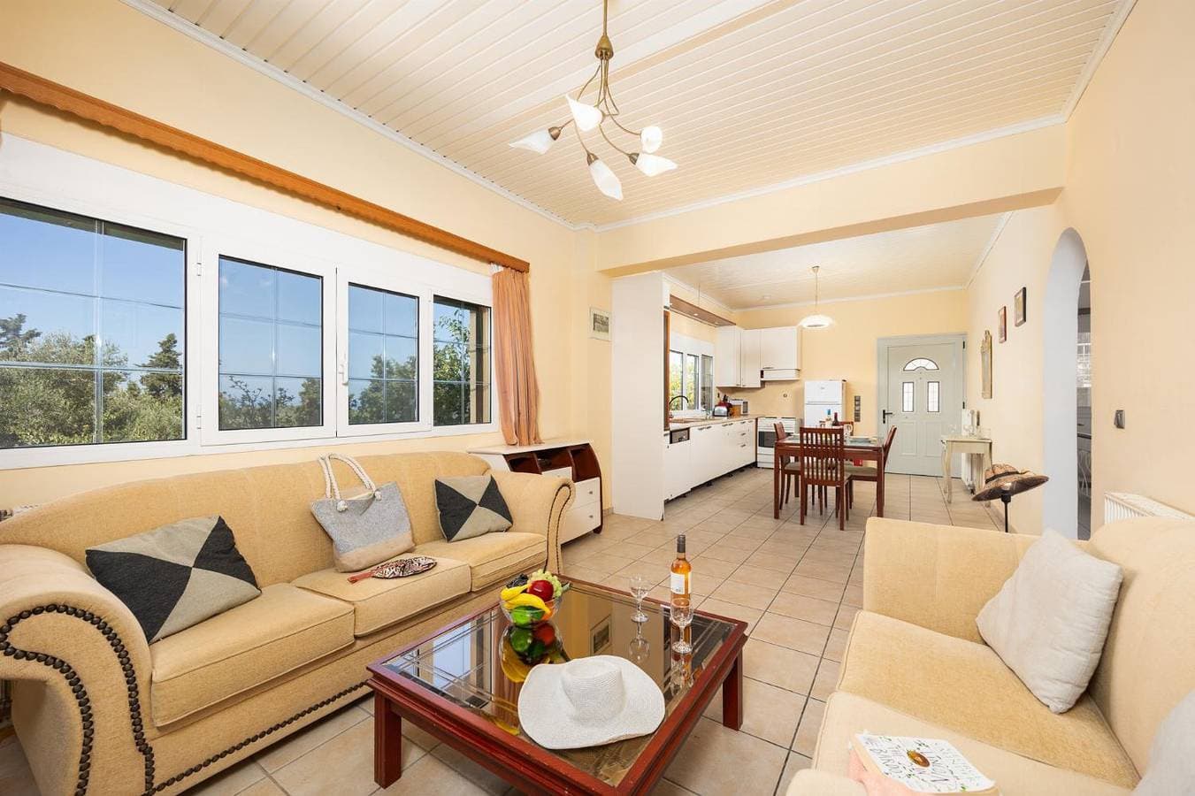 Foto 6 von 31: Villa für 11 Personen mit Terrasse