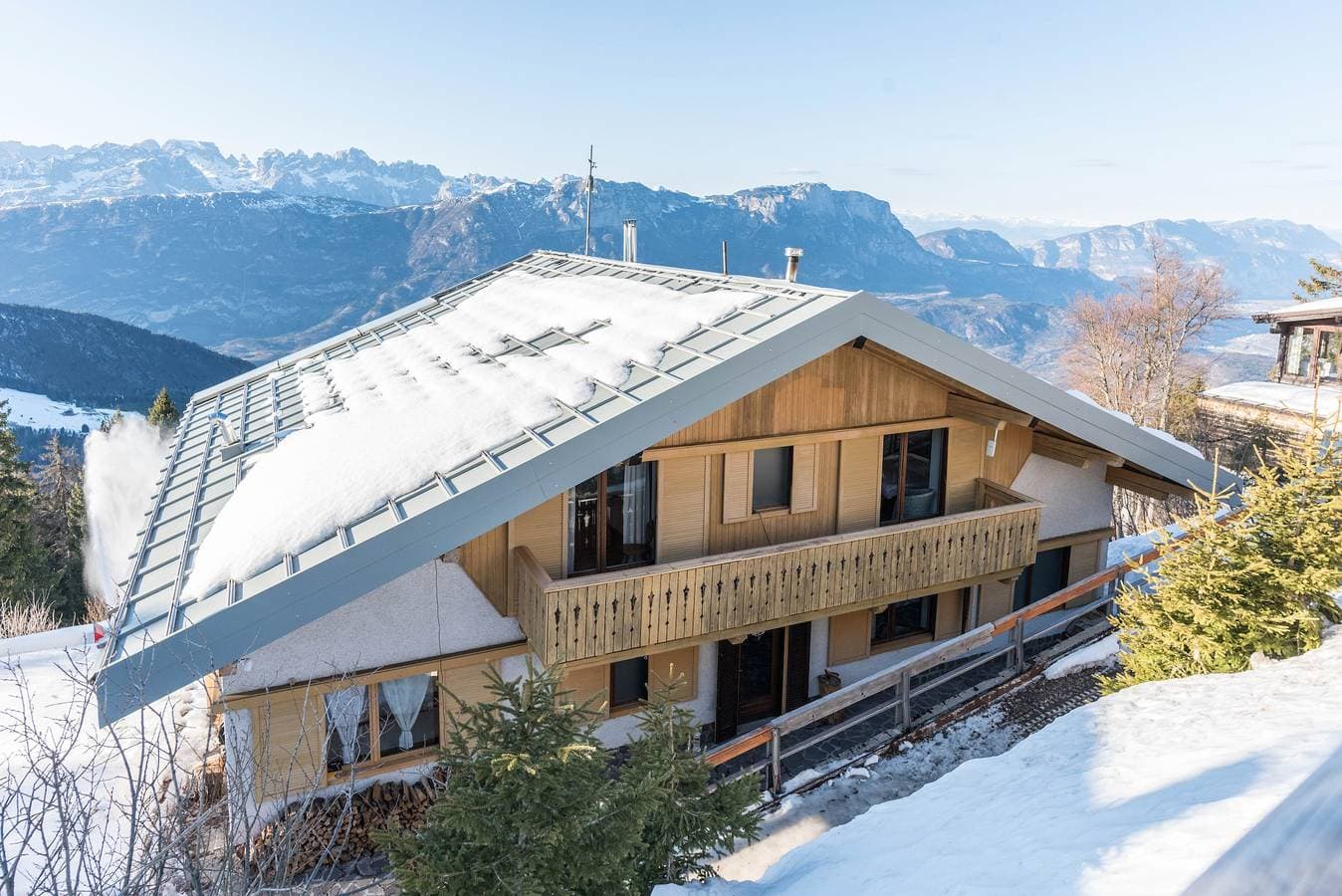 Foto 4 von 35: Chalet The Lodge Monte Bondone in der Nähe der Skipisten mit Blick auf die Berge und Sauna
