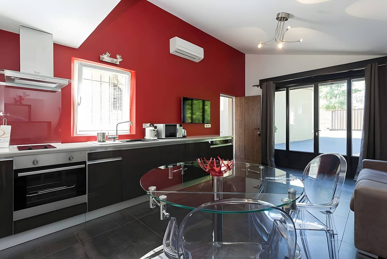 Foto 8 von 29: Ferienhaus 'Gîte mit Pool für 2 Personen' mit privatem Pool, WLAN und Klimaanlage