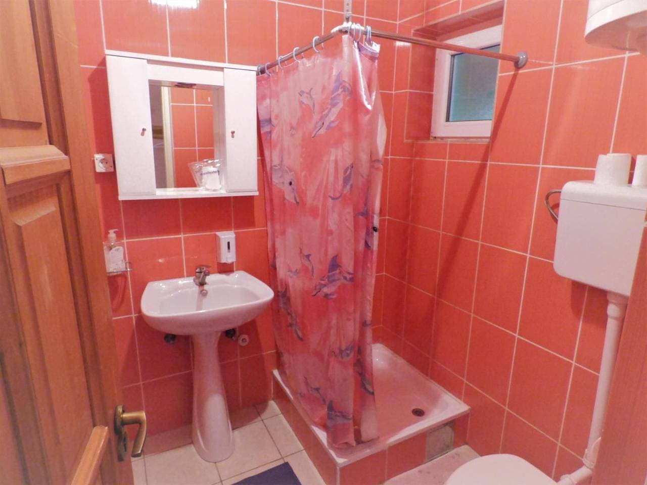 Foto 10 von 10: Twin Room with Shower
