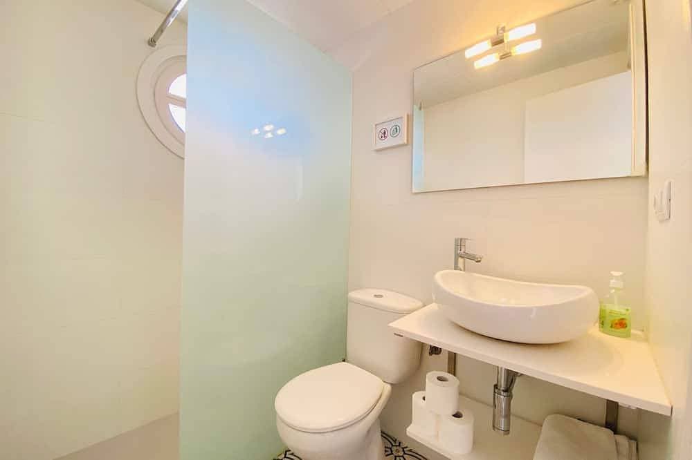 Foto 6 von 30: Apartamentos Aquarium (Ref 2A). Auf Dem Strand, Perfekt X 2.