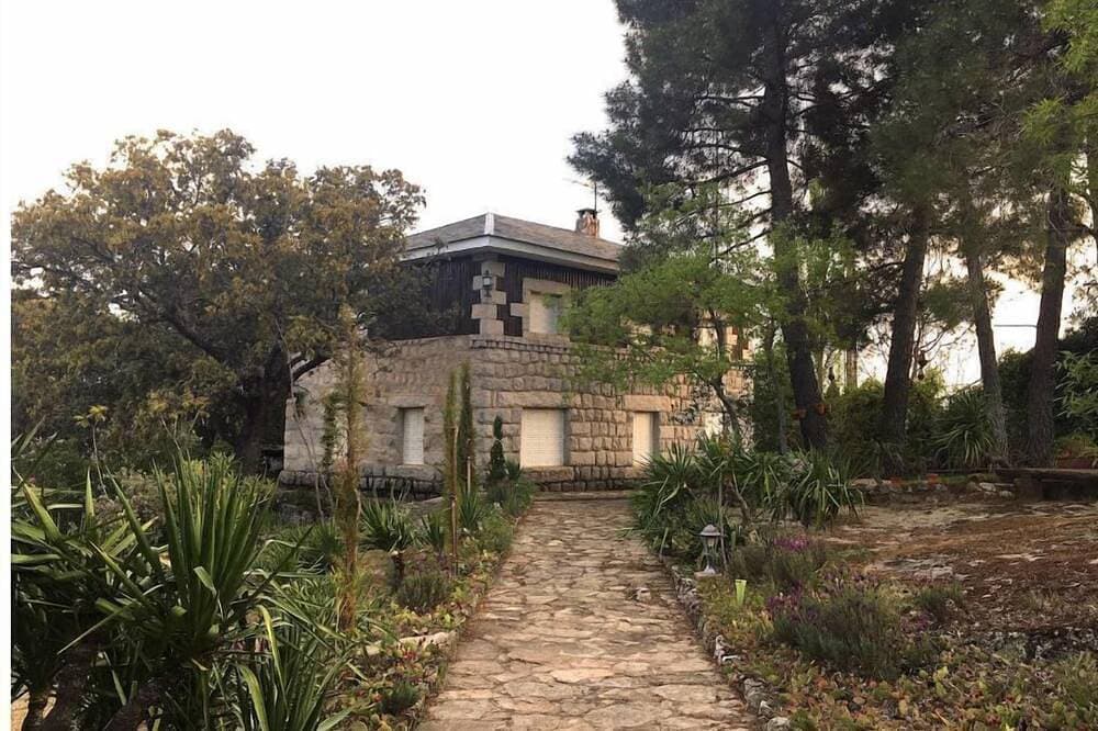 Foto 2 von 30: Charming rustic chalet with fabulous garden