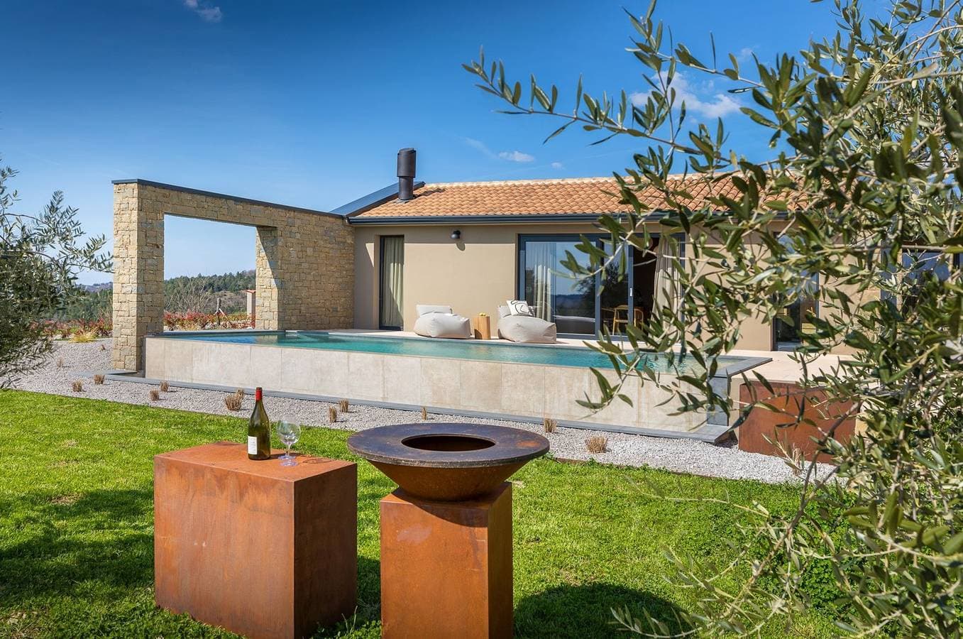 Foto 4 von 52: Villa Rea – Luxuriöse Designervilla mit privatem Pool, Sauna und Whirlpool