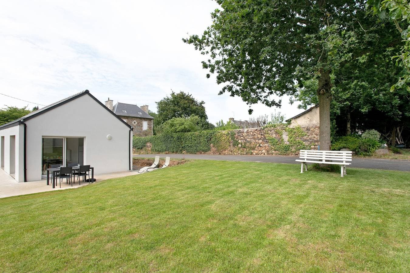 Foto 2 von 35: Ferienhaus 'Auprès De Mon Chêne' mit privater Terrasse, Garten und WLAN