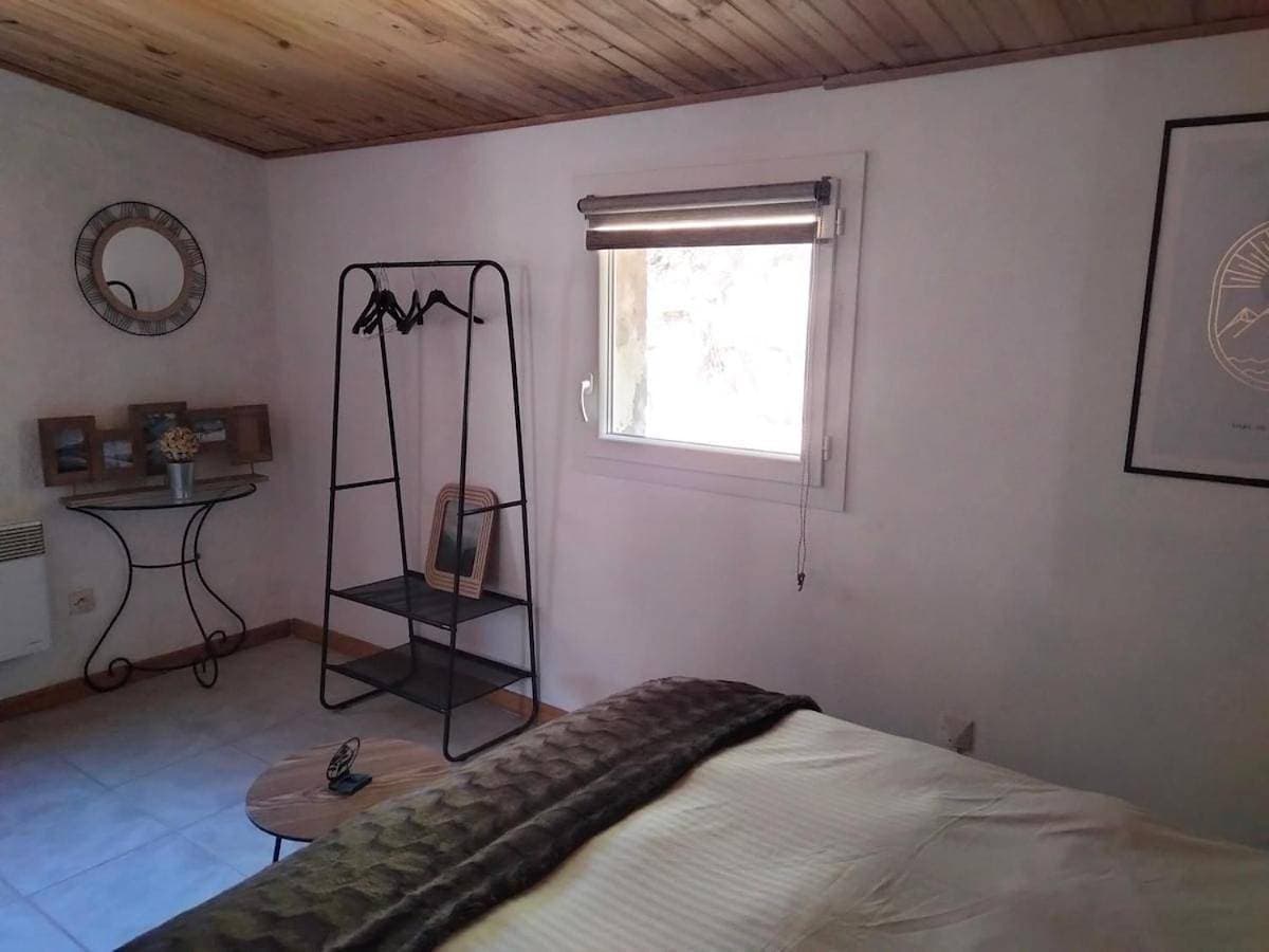 Foto 7 von 52: Three-Bedroom House