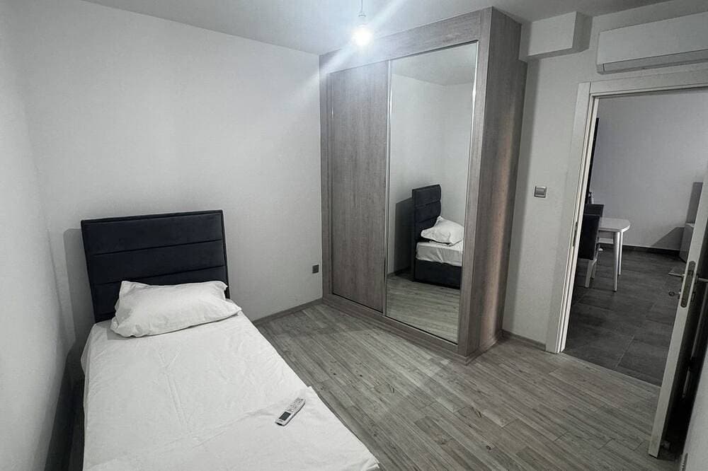 Foto 13 von 21: Girne- Geniş Teraslı Modern 2+1 Daire