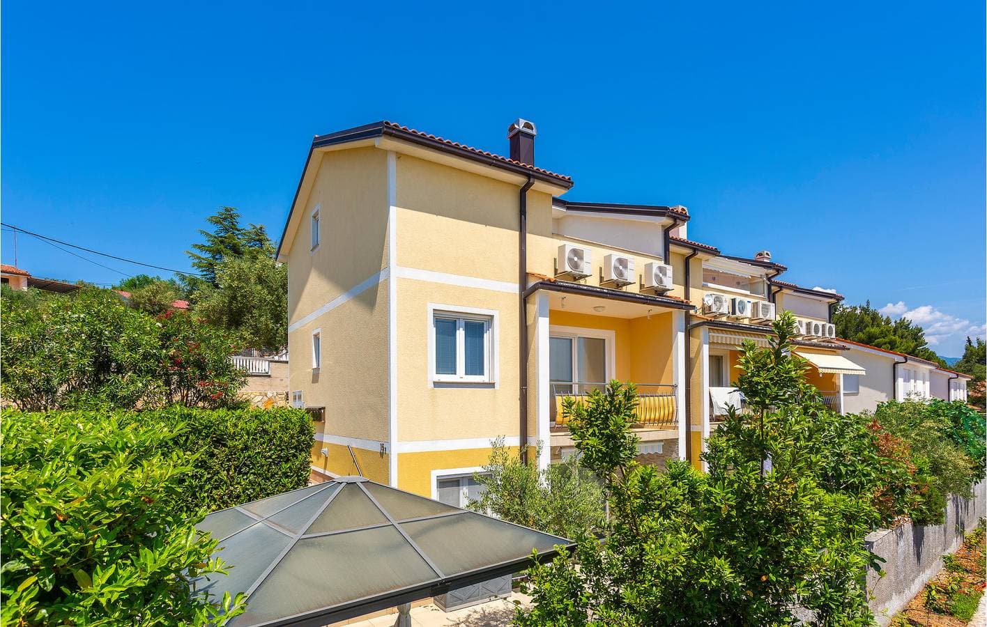 Gemütliches Apartment mit Meerblick, Terrasse, WLAN und Parkplatz – in Küstennähe 1