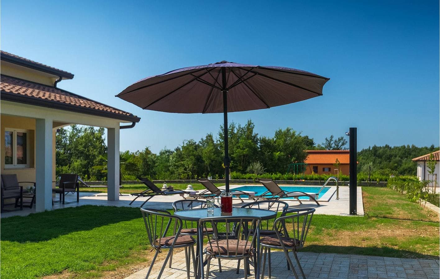 Foto 9 von 47: Geräumige 2-Zimmer-Wohnung mit Pool in der Nähe des Stadtzentrums von Pazin